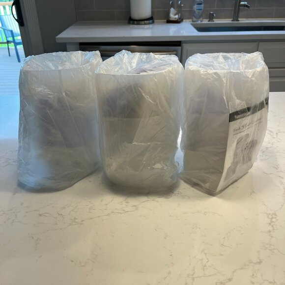 New Never Used Tupperware Fresh 'N Cool Containers Set - Picture 14 of 14